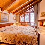 And Penthouse Zen, Two Properties, 100m From Lift And Piste 木屋 采尔马特